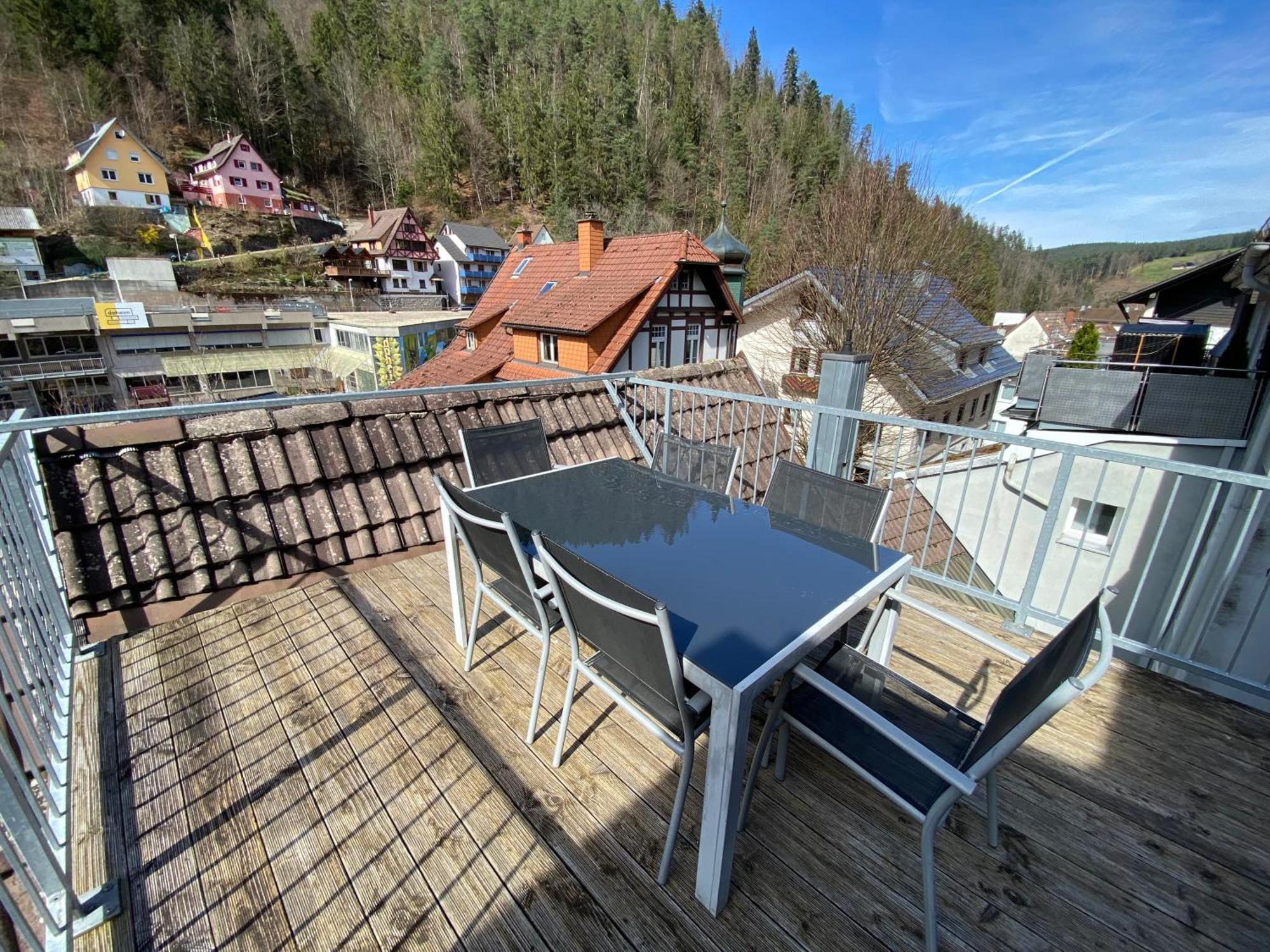 Self-Check-In Zentrale Fewos In Triberg - Nah Am Wasserfall - Triberg im Schwarzwald Buitenkant foto